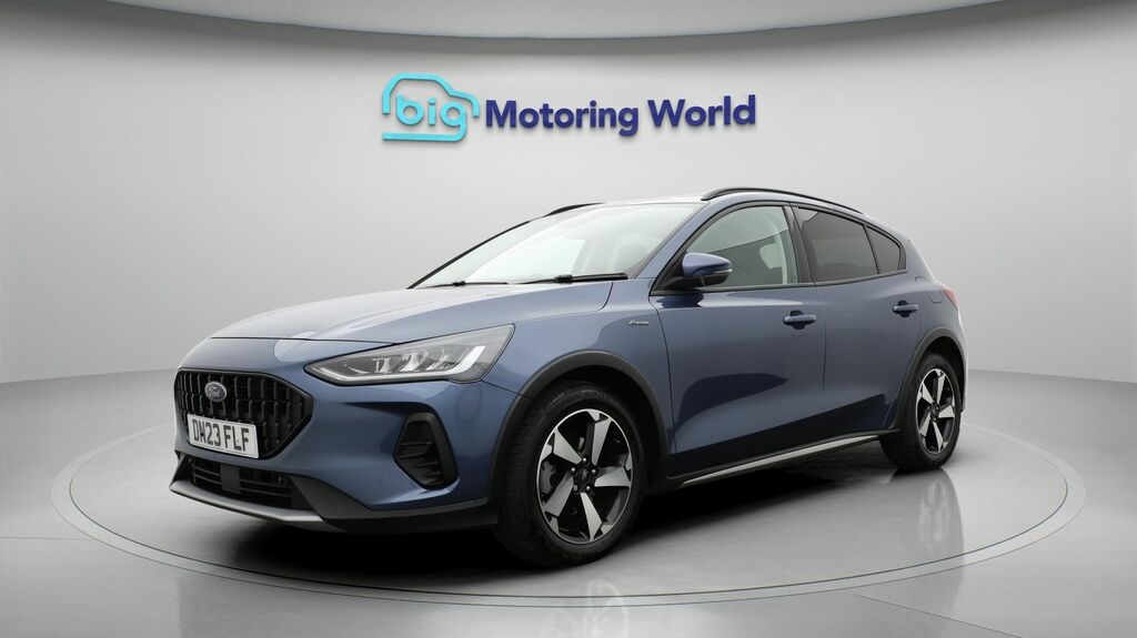 Ford Focus Active Blue #3