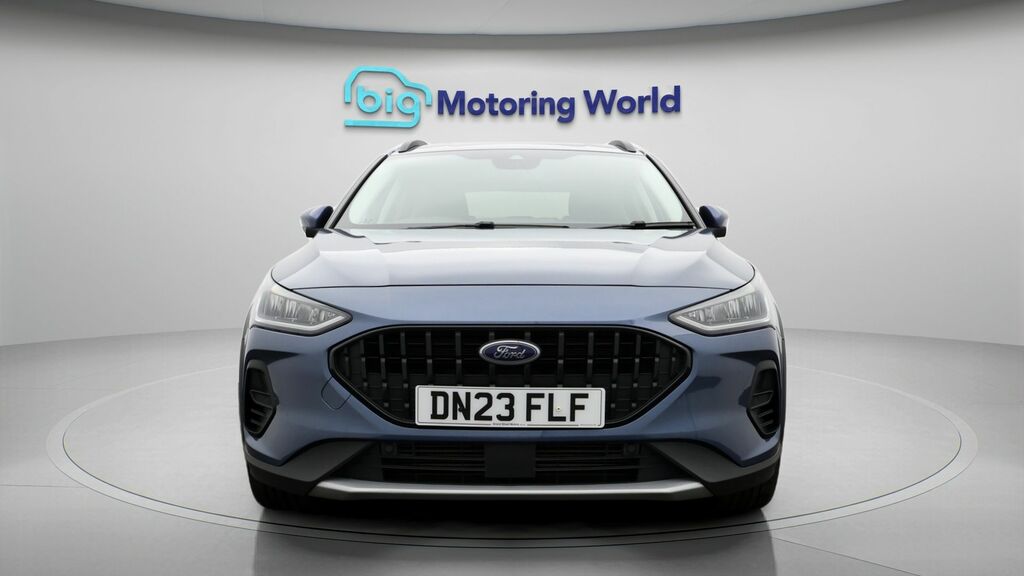 Ford Focus Active Blue #2