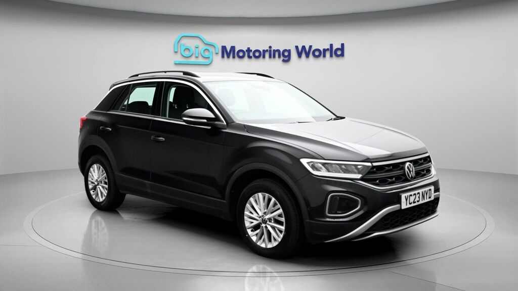 Volkswagen T-Roc Life Black