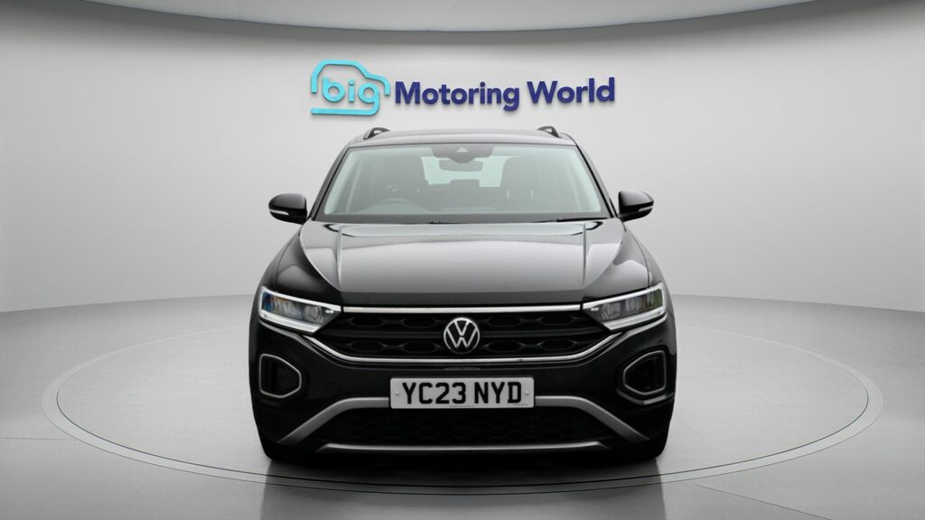 Volkswagen T-Roc Life YC23NYD Black #2