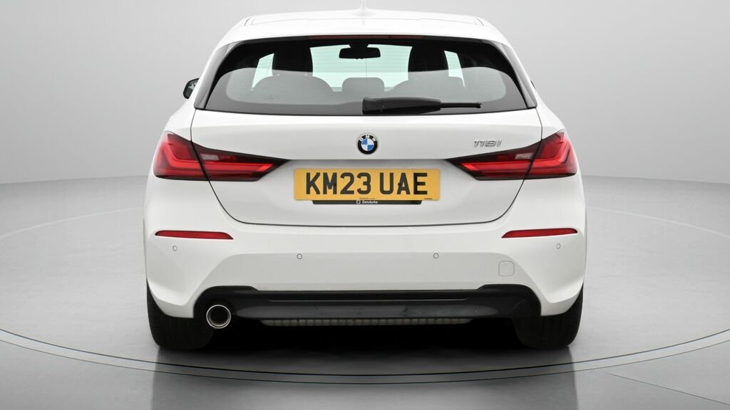 BMW 1 Series Sport White #6