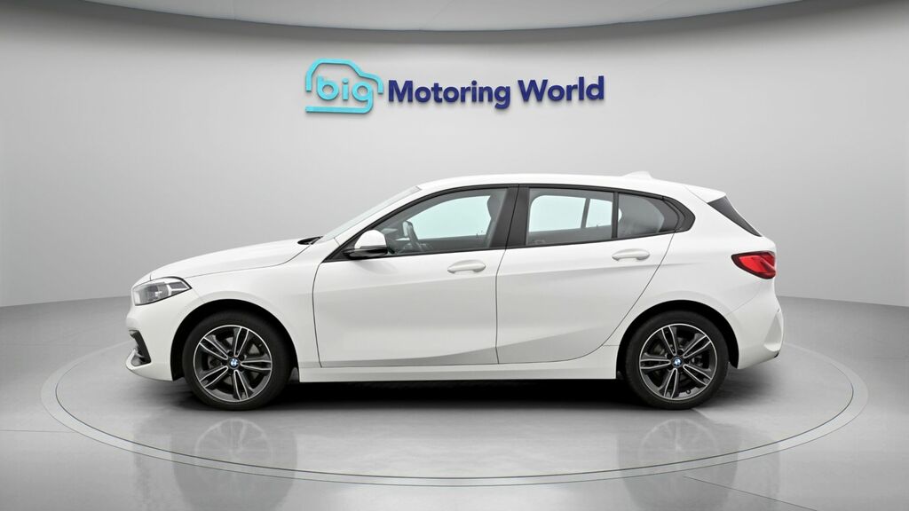 BMW 1 Series Sport White #4