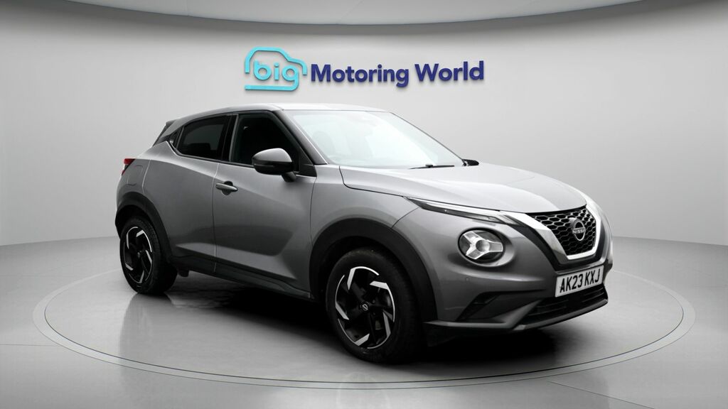 Nissan Juke N-connecta Grey