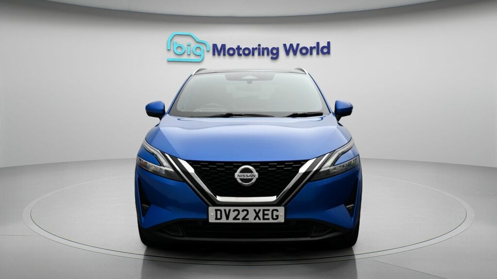 Nissan Qashqai Tekna Blue #2