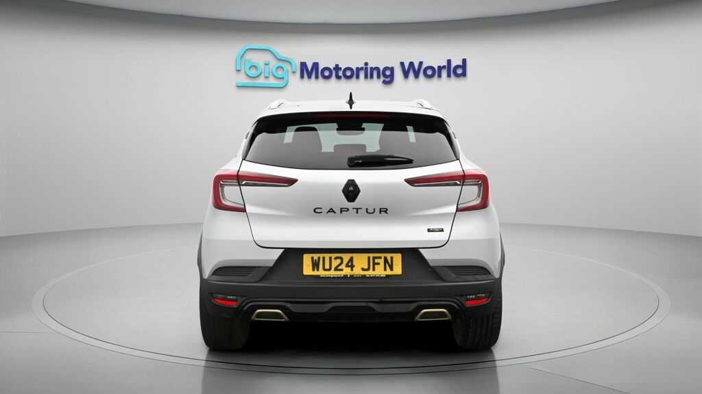 Renault Captur E-tech Engineered WU24JFN Black #6