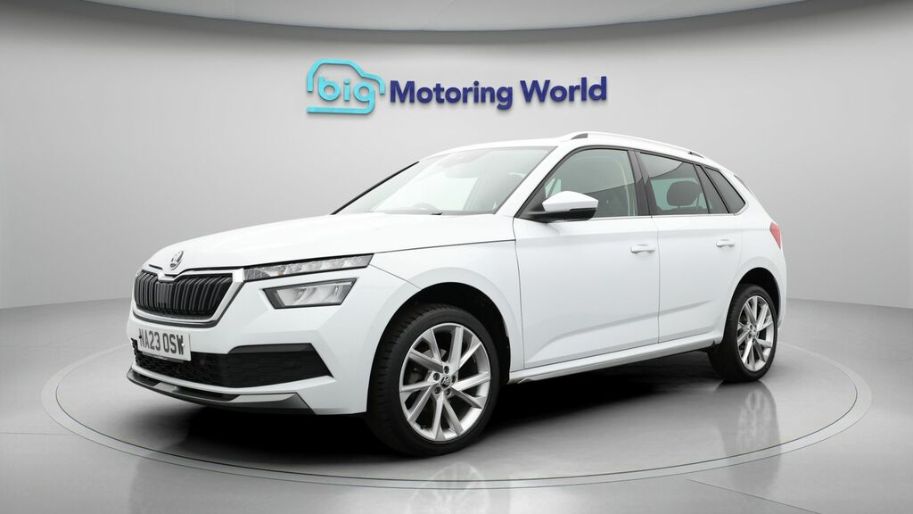 Skoda Kamiq Se L Executive White #4