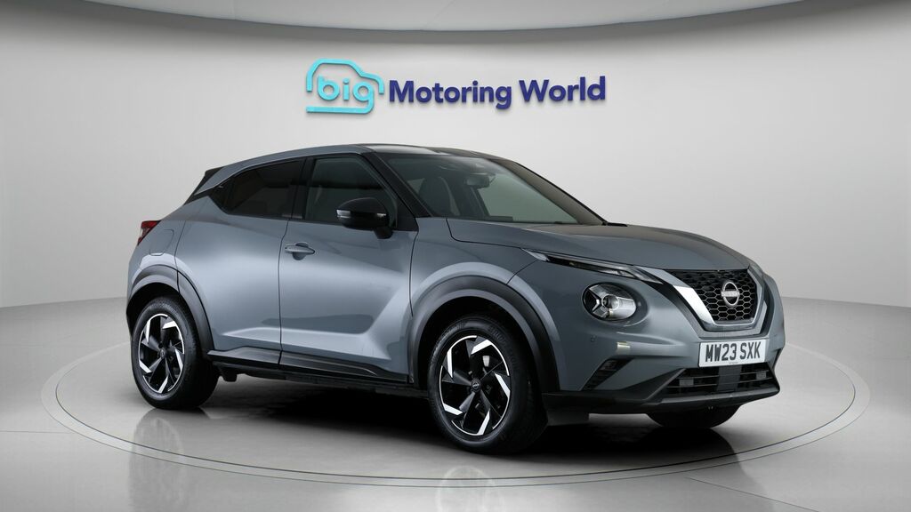 Nissan Juke N-connecta Grey