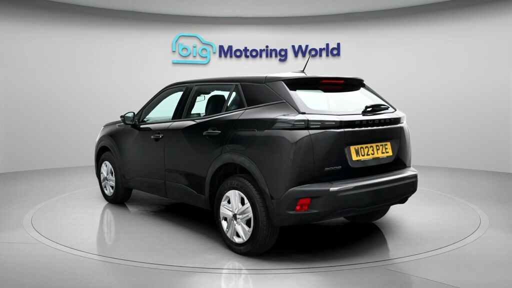 Peugeot 2008 Active Black #6