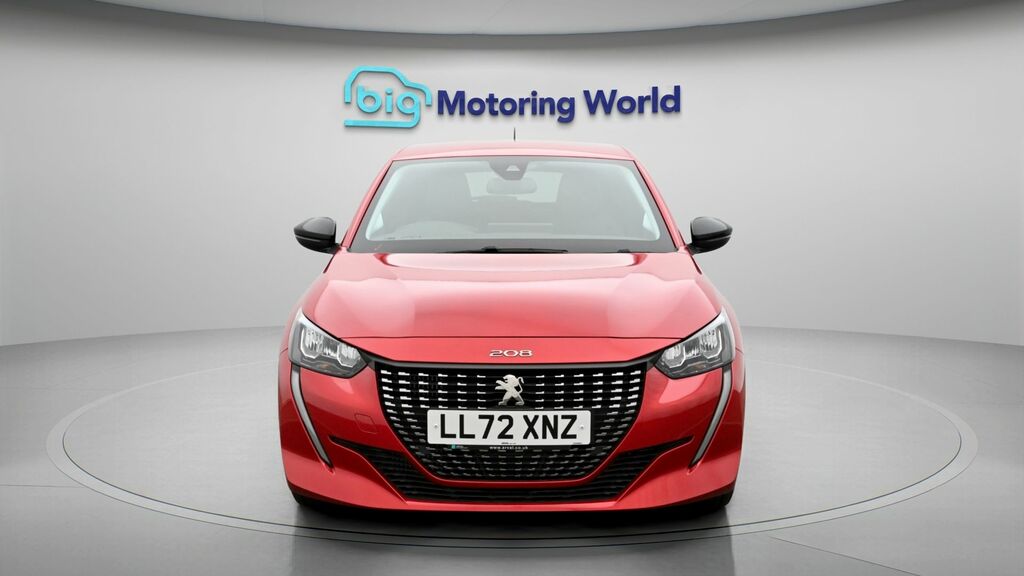 Peugeot 208 Allure Premium Red #2