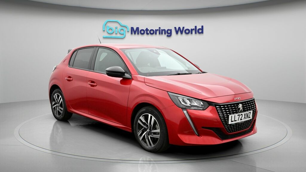 Peugeot 208 Allure Premium Red