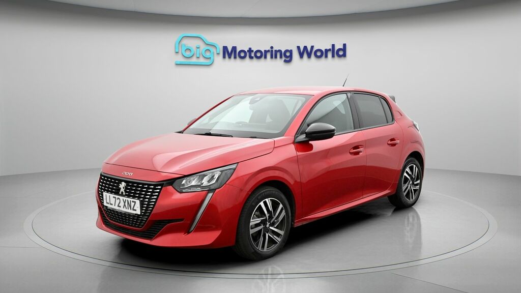 Peugeot 208 Allure Premium Red #3