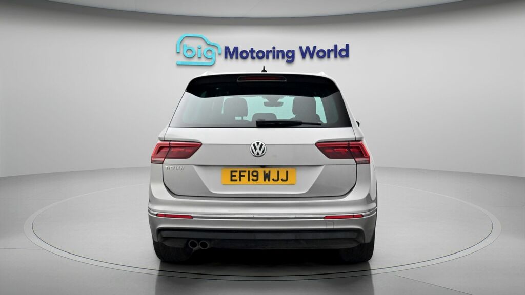 Volkswagen Tiguan R-line EF19WJJ Silver #6