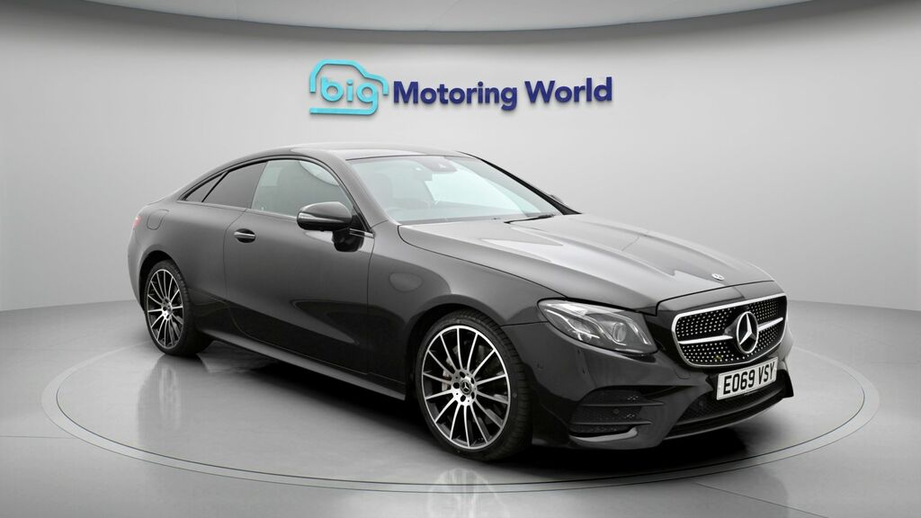 Mercedes-Benz E Class Amg Line EO69VSY Black #2