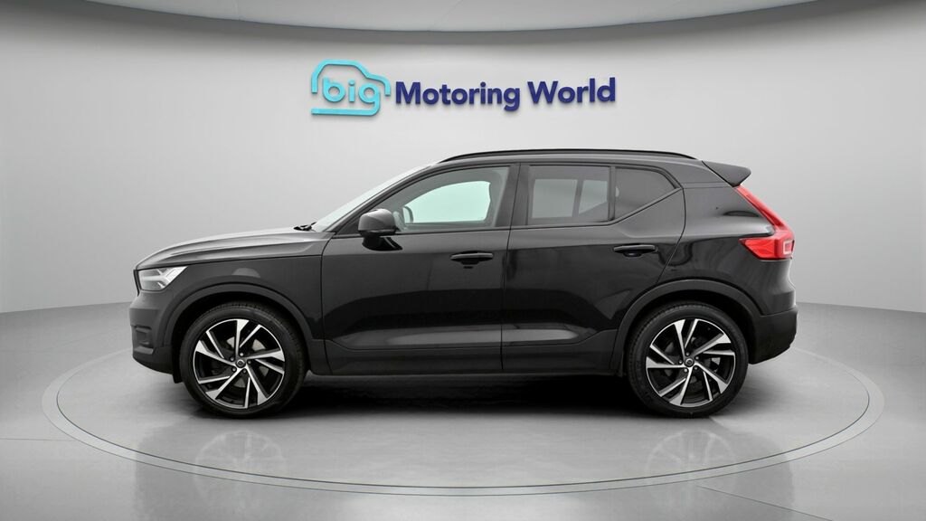 Volvo XC40 R-design Pro BD70LXW Black #4
