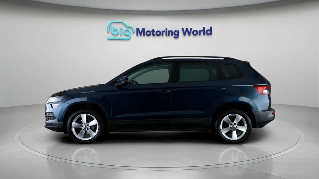 Skoda Karoq Se Blue #4