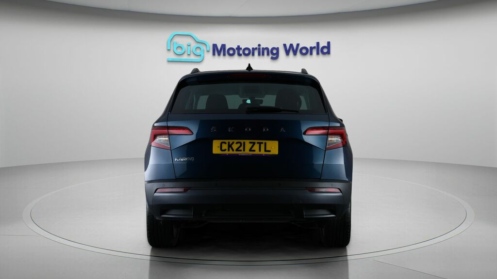 Skoda Karoq Se Blue #6