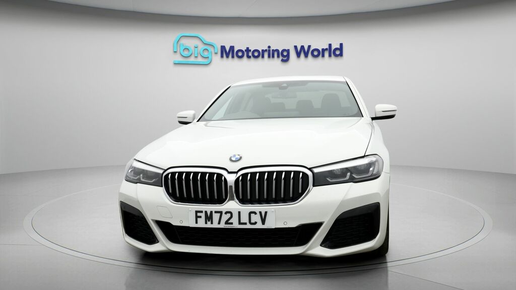 BMW 5 Series M Sport FM72LCV White #2