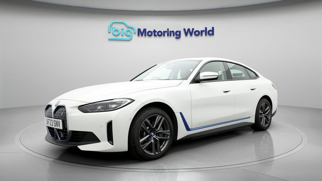 BMW i4 Sport White #3