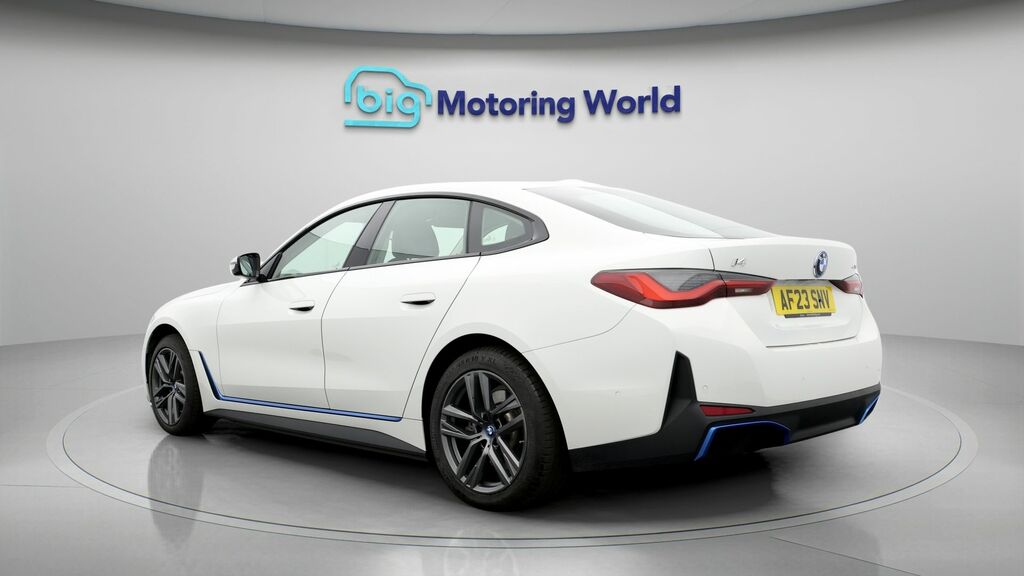 BMW i4 Sport White #5