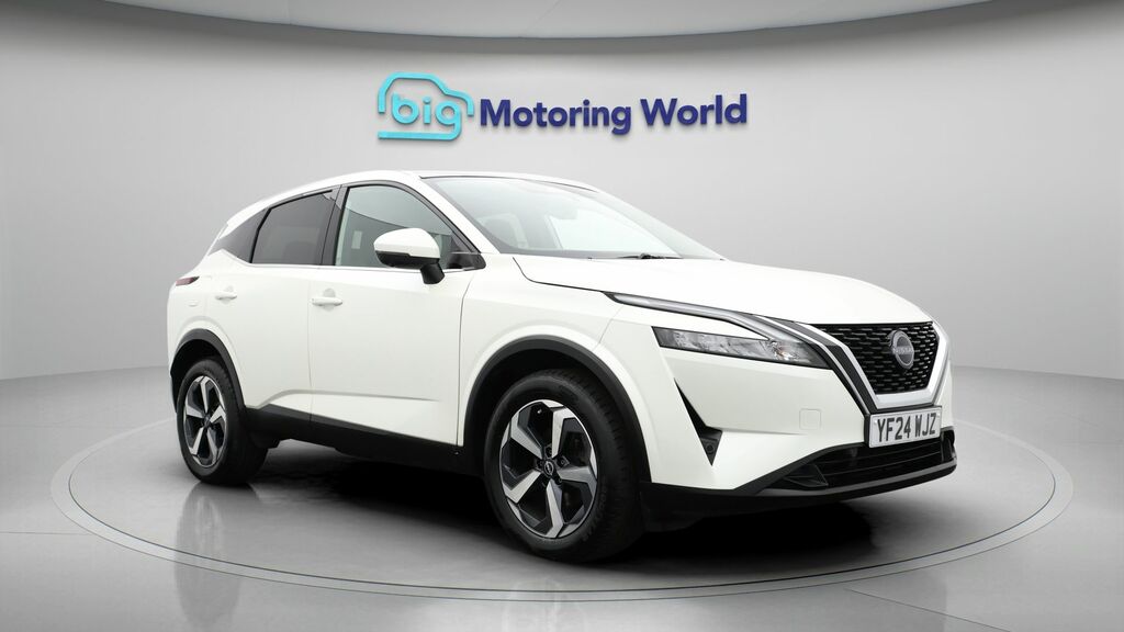 Nissan Qashqai N-connecta White