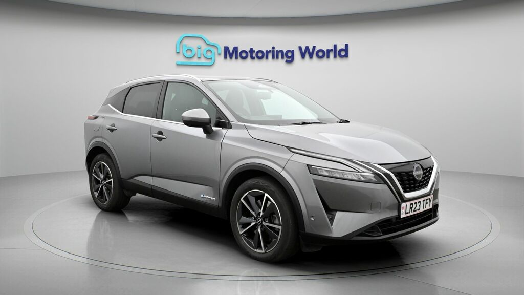 Nissan Qashqai Tekna Grey