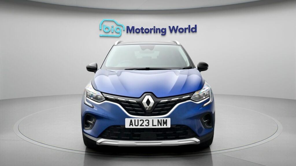 Renault Captur Techno Black #2