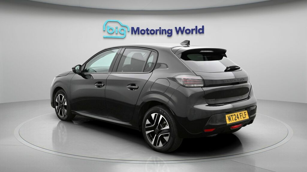Peugeot 208 Allure MT24FLF Black #5