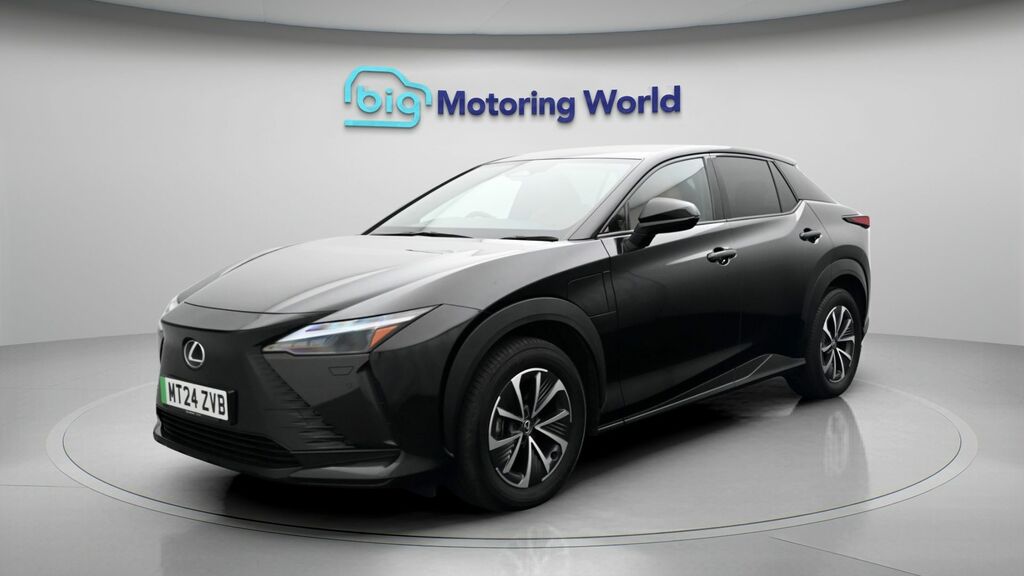 Lexus RZ Premium Black #3