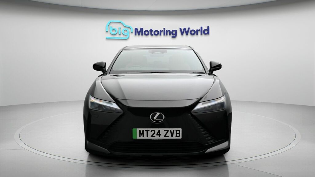 Lexus RZ Premium Black #2