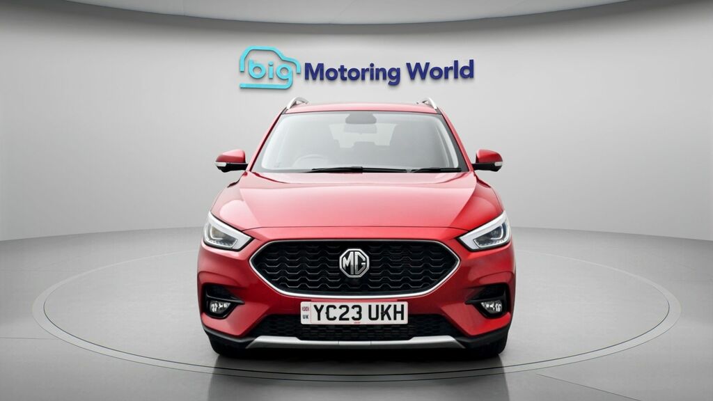 MG ZS Exclusive Red #2