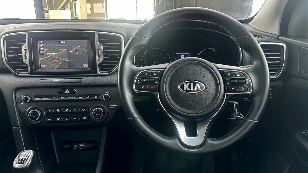 Kia Sportage 2 White #6