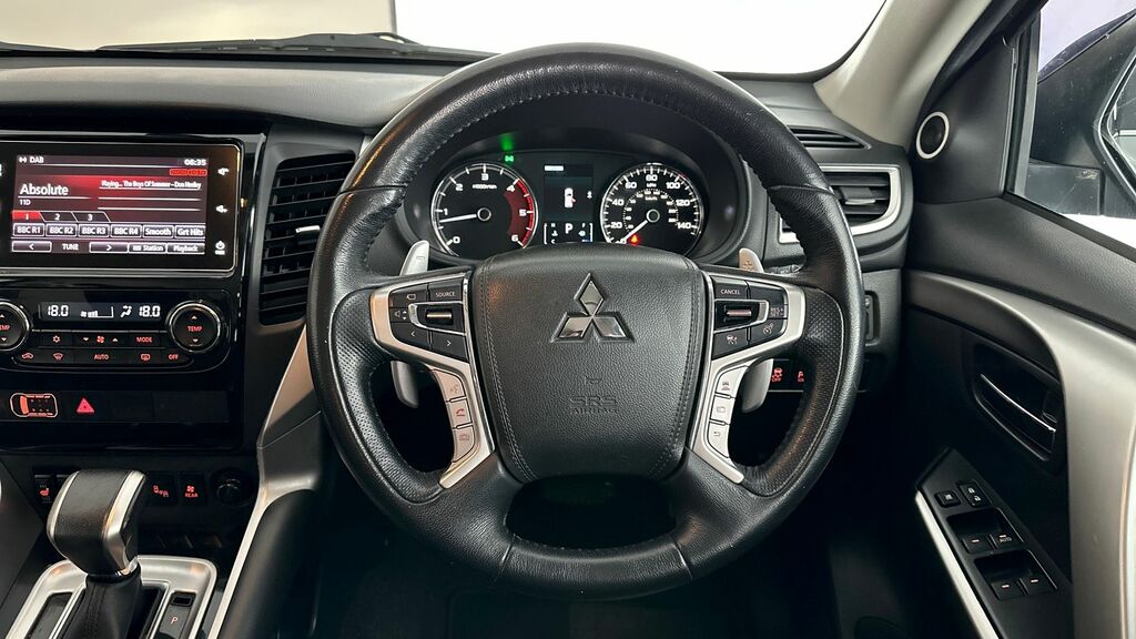 Mitsubishi Shogun Sport 4 Grey #6