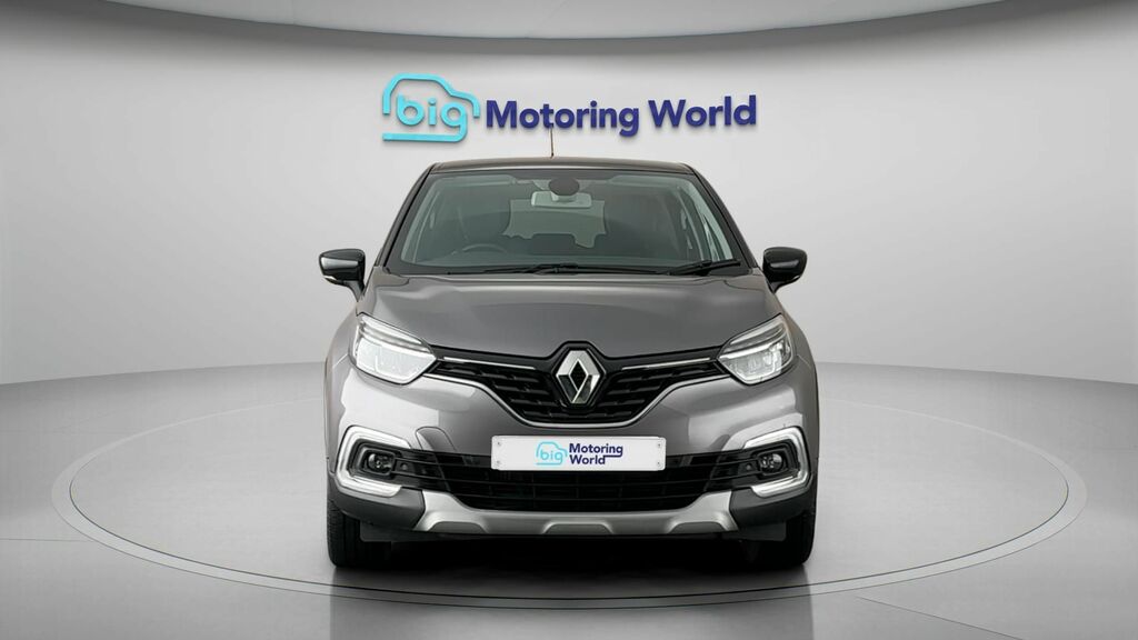 Renault Captur Gt Line PY69EFN Black #2