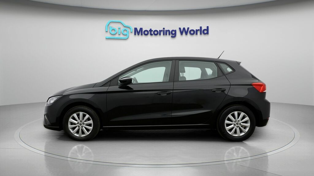 Seat Ibiza Se Black #4