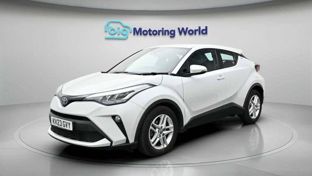 Toyota C-Hr Icon KV23GVY White #3