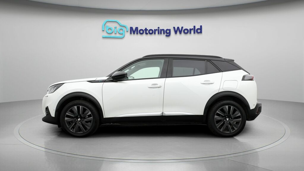Peugeot e-2008 Gt Premium SA22VNJ White #4