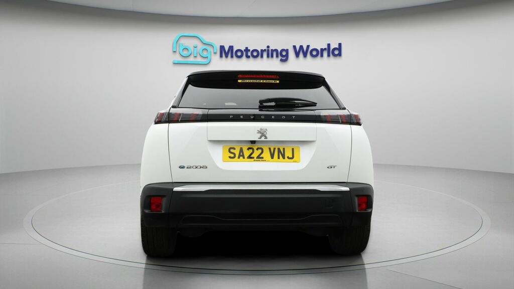 Peugeot e-2008 Gt Premium SA22VNJ White #6