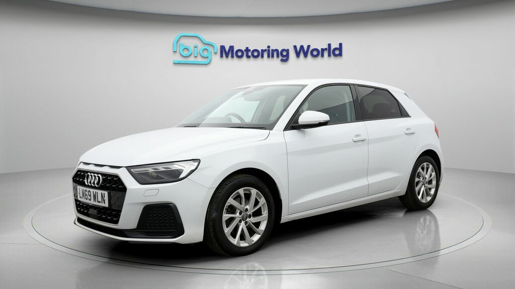 Audi A1 Sport LM69WLN White #3