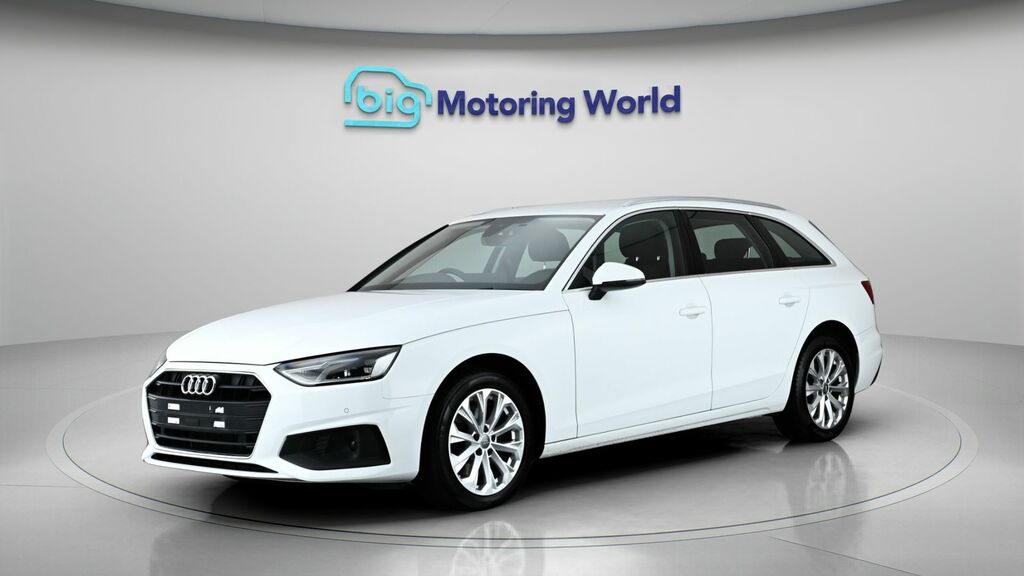 Audi A4 Avant Technik White #3