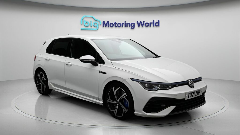 Volkswagen Golf R White