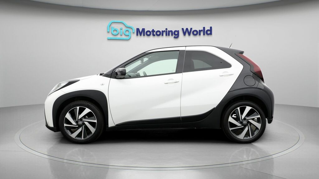 Toyota Aygo X Edge YF23UOO White #4