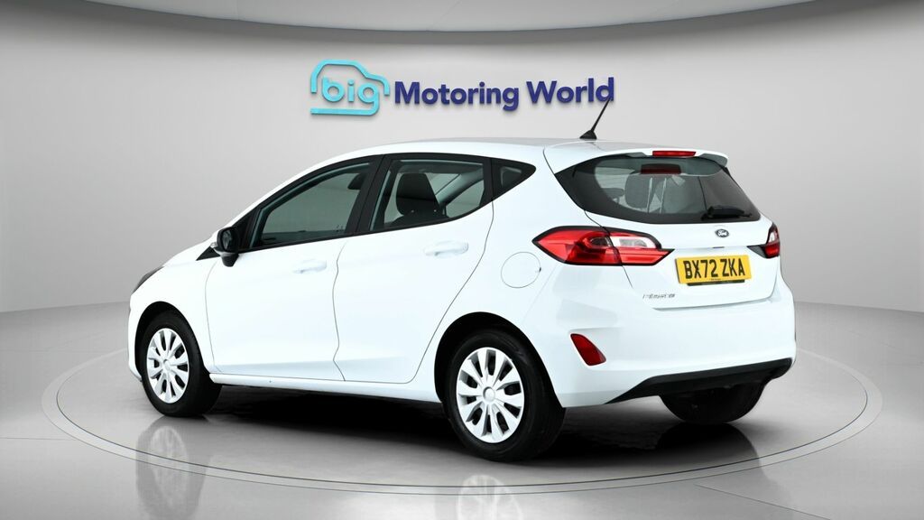 Ford Fiesta Trend White #5