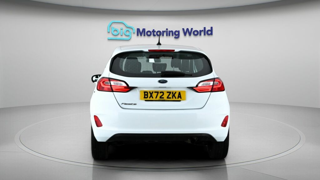 Ford Fiesta Trend White #6
