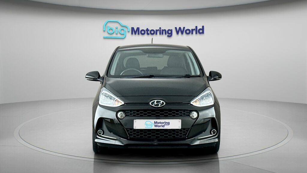 Hyundai I10 Premium CX69XLU Black #2
