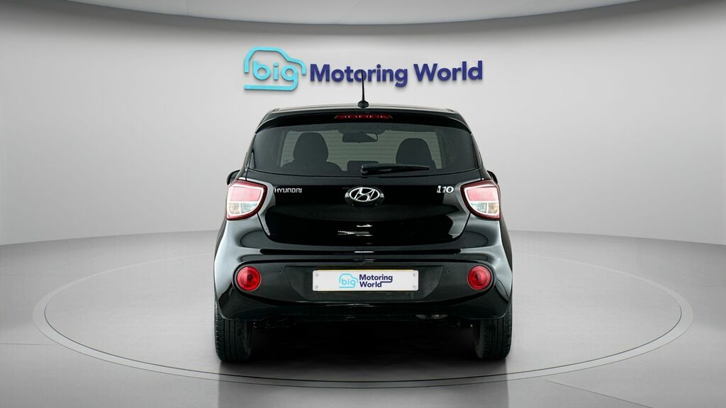 Hyundai I10 Premium CX69XLU Black #4