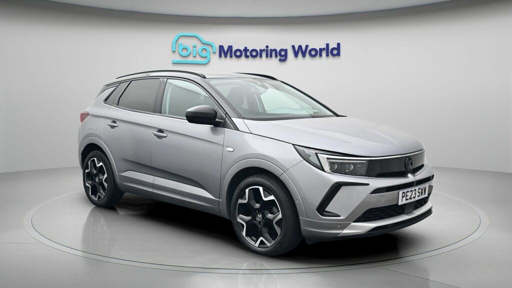 Vauxhall Grandland Ultimate Grey