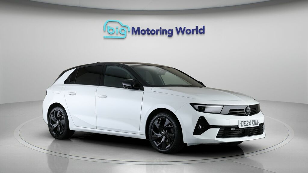 Vauxhall Astra Gs White