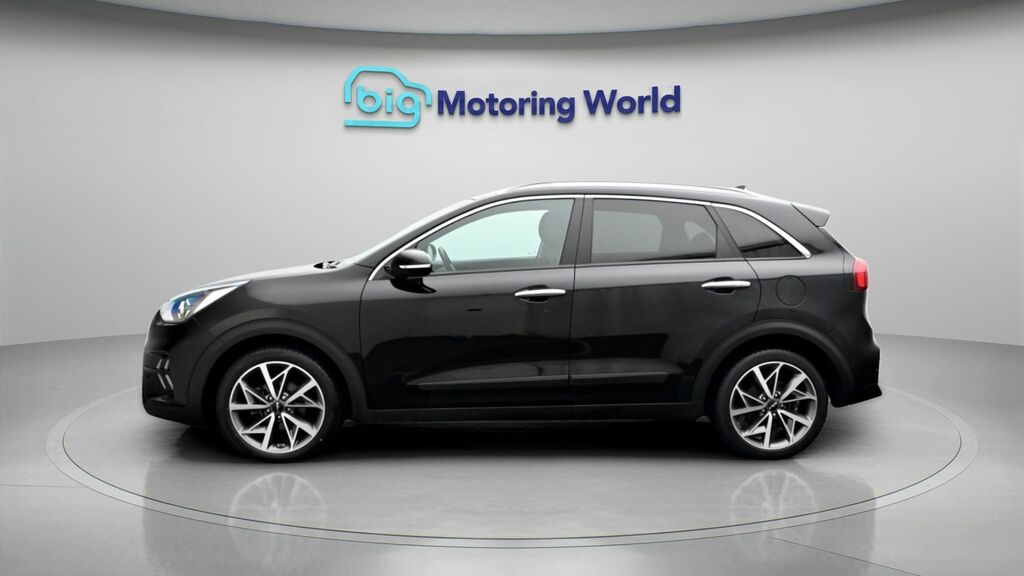 Kia Niro 3 Black #4
