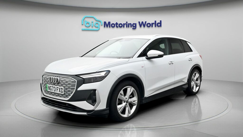 Audi Q4 E Tron S Line NG73FXD White #3