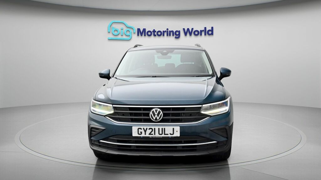 Volkswagen Tiguan Life Blue #2